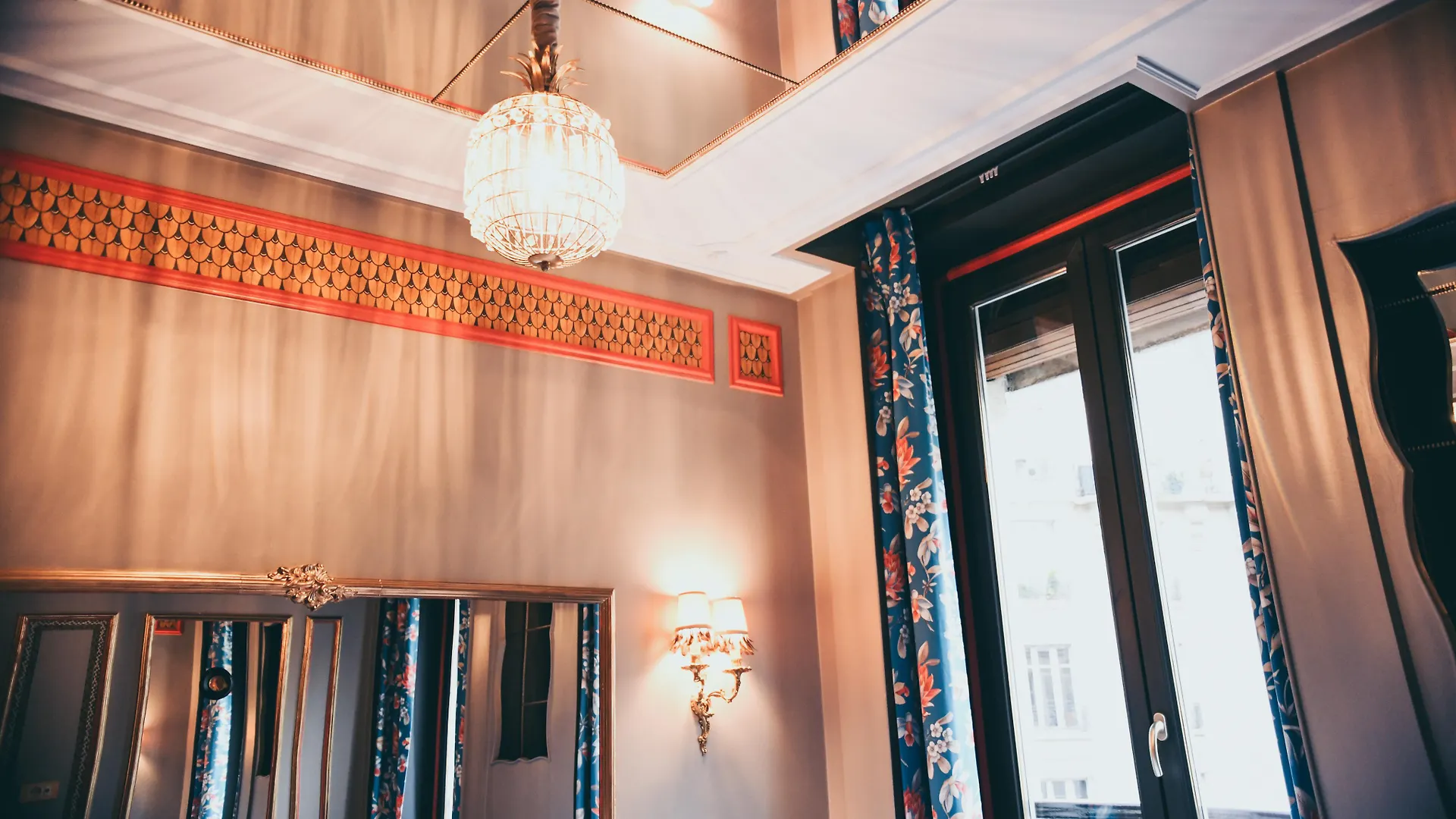 La Mondaine 3* Paris